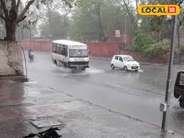 Rajasthan Weather Live: झालावाड़ में बादलों ने बरसाया कहर, 4 इंच बारिश सड़कें बनी दरिया, IMD का अलर्ट जारी…