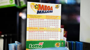 Mega Millions jackpot nears $1 billion ahead of Friday night's drawing