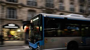 Bus Seine : la rencontre qui retient son souffle — image 4