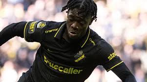 Thychosen tillbaka för AIK - Axel Kouame petad