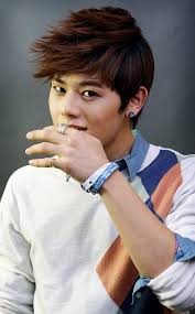 Birth Name: Kim Dongjun Birthday: February 11, 1992. Position: Maknae, Main Vocalist Blood Type: B Height: 175cm. Weight: 58kg - kim_dong_jun_3375301