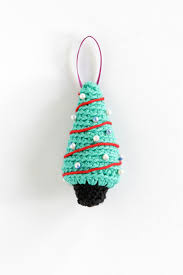 Résultat de recherche d'images pour "crochet Christmas tree"