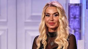 Ingresso fuori programma: Colpo di scena al Grande Fratello Vip: arriva Valeria Marini e scoppia il gelo | blue News