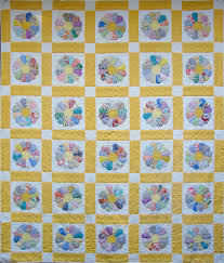 Résultat de recherche d'images pour "dresden+basket+quilt"