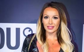 Meghalt Jákli Mónika influenszer Nagymegyernél egy szörnyű autóbalesetben