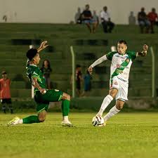 Tocantinópolis sai atrás, vira o jogo nos acréscimos e vence a primeira na Série D