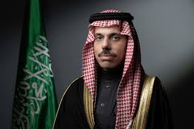 وزيرا خارجية السعودية و إيران يبحثان تطورات الأوضاع الإقليمية في المنطقة
