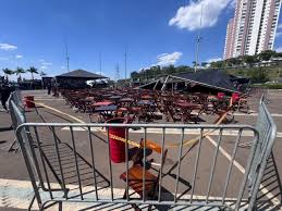 Pânico no Shopping Dom Pedro: Estrutura Desaba e Fere Visitantes!