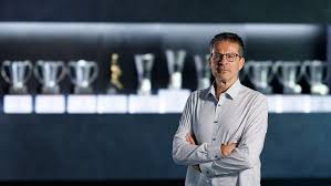 El Real Madrid anuncia el fichaje de Pedro Martínez por tres temporadas: “Cumple su sueño de entrenar al rey de Europa”