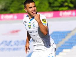 FC Porto atento a Ponomarenko, mas Dínamo de Kiev pede 30 milhões por uma promessa do ataque