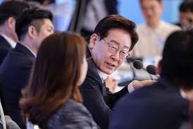김용범