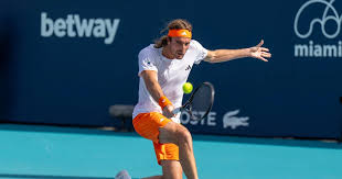 Tsitsipas faz 12-1 contra De Minaur e brilha rumo à terceira ronda em Miami
