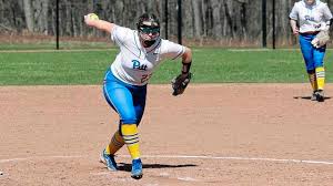 Who else is striking out? Mia Smith hits 400, Wolderich reaches 100