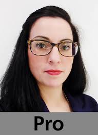Alessandra Zito Rickenbacher ist HR-Beraterin, Coach und Astrologin. Sie besitzt unter anderem einen Universitätsabschluss in Wirtschaftswissenschaften und ... - S.45_debatte02_04_14
