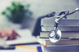 Saúde em risco: a fragilidade da formação médica no Brasil - O Assunto #1644
