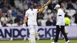 Duckett, Crawley keep India at bay