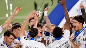 Le Juvenil A affrontera en Youth League l'Inter, la Roma, Leipzig, l'AEK Athènes, le PSV et Arsenal.