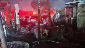 Incendio deja un calcinado y un herido en Pesquería, Nuevo León