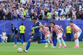 Mbappé anotó su gol 19 en Copas del Mundo; está a uno de igualar el récord de Messi