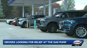Drivers line up for big discount on gas at Circle K stations