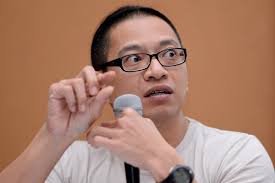 Hasil carian imej untuk Azmi Sharom‧