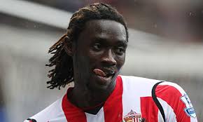 Sunderland&#39;s striker Kenwyne Jones has committed himself to Sunderland but only if they avoid relegation. Photograph: Paul Currie/Action Images - Kenwyne-Jones-001