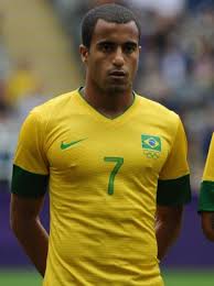 Resultado de imagem para lucas moura