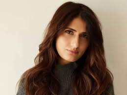 R Madhavan’s co-star Fatima Sana Shaikh opens up on life-threatening seizure on US flight. Actress had to