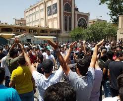 از اقتصاد تا امنیت دشمن به دنبال لغزش