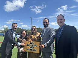 South Florida groups join the chorus urging teachers union to drop lawsuit to end education choice scholarships and close charter schools