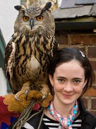 Harriet with Robyn Eagle Owl - harriet_eagleowl_closer