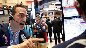 Las bolsas caen antes de la apertura a la espera de un dato clave de inflación y de los resultados de Amazon