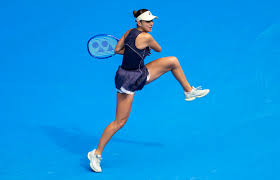 Bencic and Alexandrova Advance to WTA Tokyo Semifinals