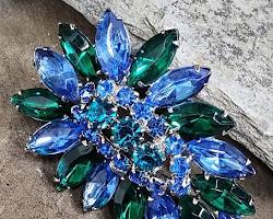 Vintage Stylized Leaf Jewelry Brooch Pin Blue Green Prong Set Navette Stones from Before Times Shop