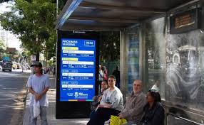 BH terá 100 pontos de ônibus com atendimento por vídeo durante a noite; veja como funciona