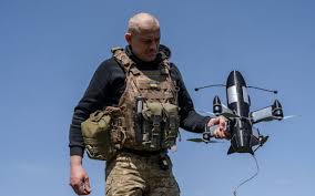 テラドローン、ウクライナ企業に相次ぎ出資 迎撃ドローン量産