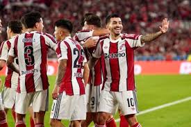 Thiago Almada y Ángel Correa, la nueva sociedad de campeones del mundo que quiere ilusionar a los hinchas de River