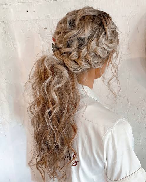 Siobhan's boho bridal ponytail! She got married at the beautiful ...