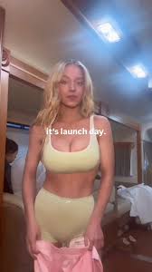 "FROM SYD'S BOOBS TO YOURS" Sydney Sweeney Just Posted ANOTHER Underwear Gallery That Once Again Proves Her Lingerie Company Runs The Best Marketing Campaigns In American History