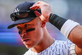 Royals vs. Yankees: Pitching Matchup and Home Run Concerns