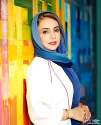 شبنم قلی خانی در اتاق گریم کار جدیدش