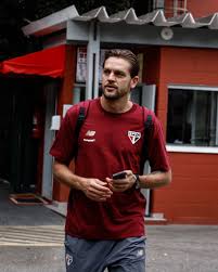 São Paulo vs LDU: ¡Crespo define la estrategia en la Libertadores! - Imagen principal del artículo