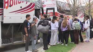 WATCH: High Point University students prepare to head to Portland for second round of NCAA Tournament