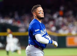 Miguel Rojas Leaves Game Early vs. White Sox With Injury
