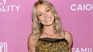 Kelly Ripa Reveals Her Dream A-List Actor Pairing, And Fans Agree
