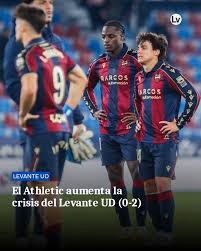 El Athletic gana en el Ciutat de València con goles de Robert Navarro y Nico Williams