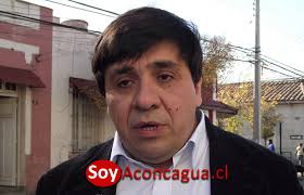 alcaldedocentesmauricio navarroMAX SALAS MARCHANTparoprofesores. En Los Andes, a 11 de noviembre de 2013, los profesores y profesoras movilizados, ... - ALCALDE-MAURICIO-NAVARRO-ACUSADO