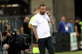 Daniele De Rossi talks team selection ahead of Genoa kick-off