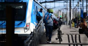Demoras en el Tren Roca: Incidentes Afectan el Servicio en Avellaneda