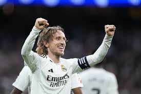League: Real Madrid is considering a return for Luka Modrić.